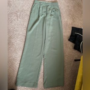 Aritzia Wilfred Free Trouser